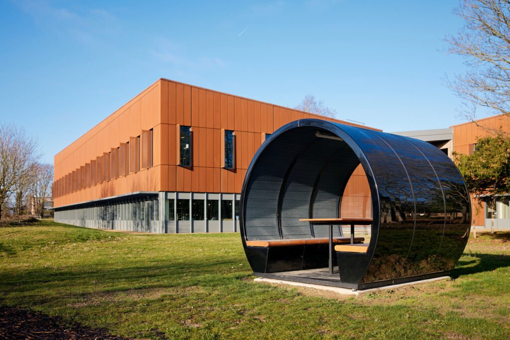 6P Pod In situ The Harwell Science and Innovation Campus